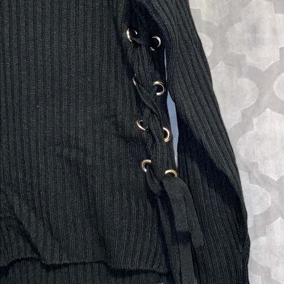 Black Sweater - Picture 2 of 2